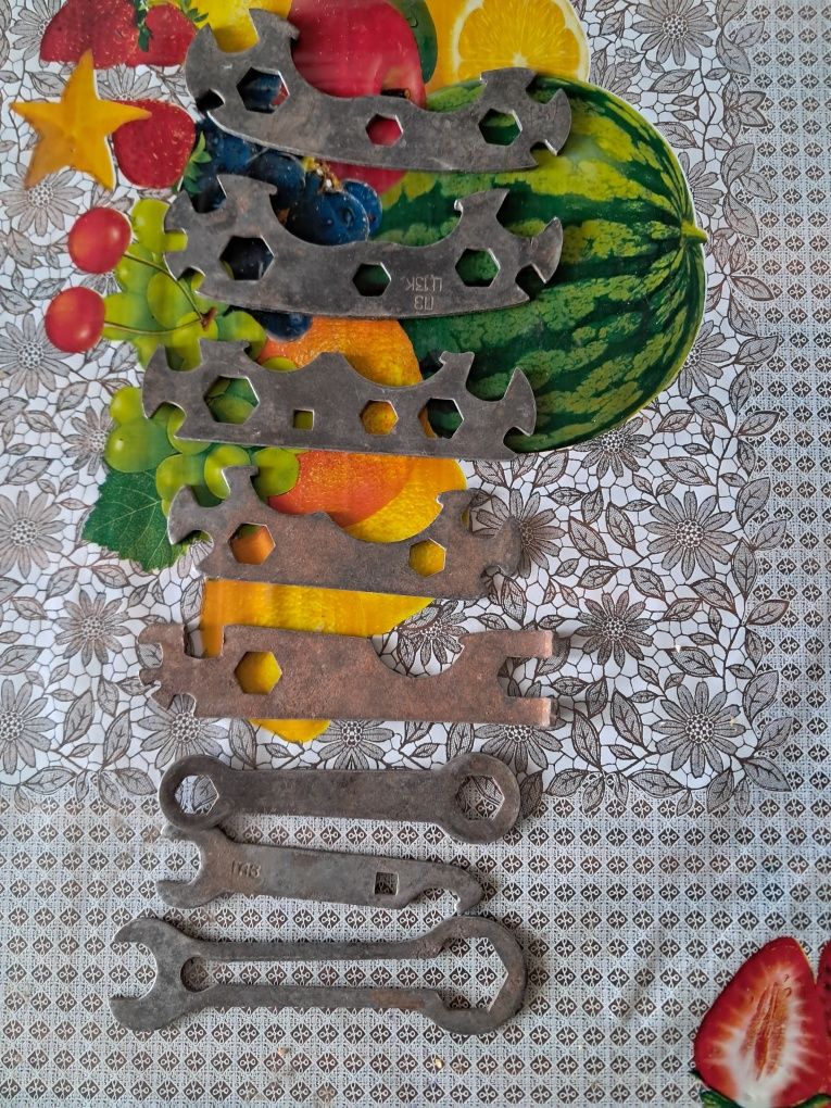 Продам ключи разные