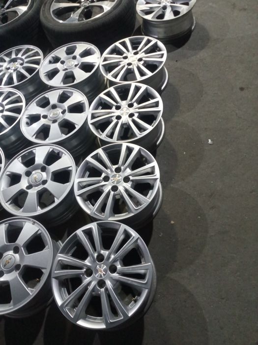 Cobalt Gm orginal diska sotiladi R15