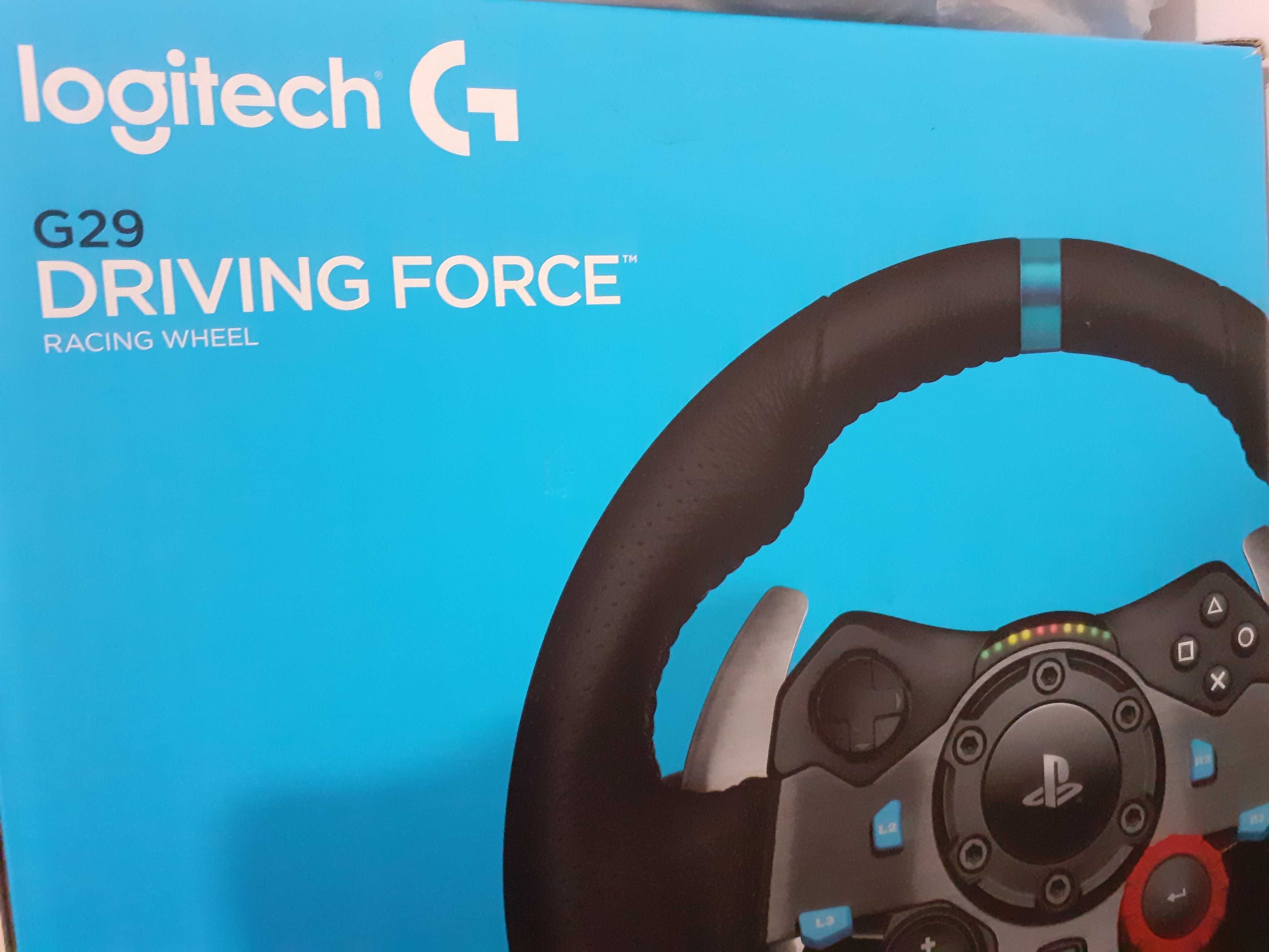 Волан,педали и скоростен лост Logitech G29