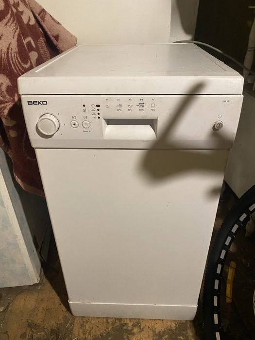 Продам посудомоечную машину Beko