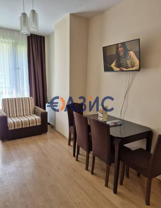 Продава се Тристаен апартамент в к.к. Слънчев бряг - 96 кв.м за 1157 €/кв.м - Снимка #2