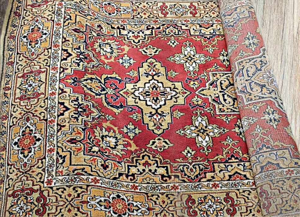 Шерстяной ковер после чистки