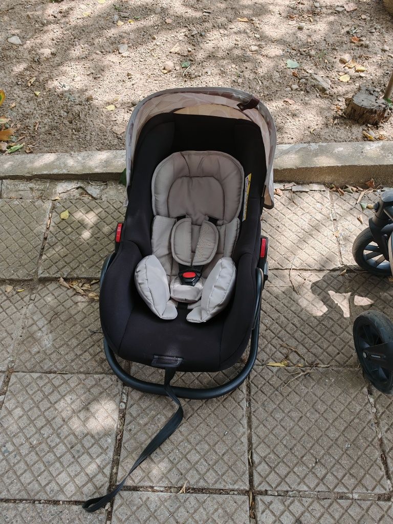 Продавам количка Чиполино Енигма