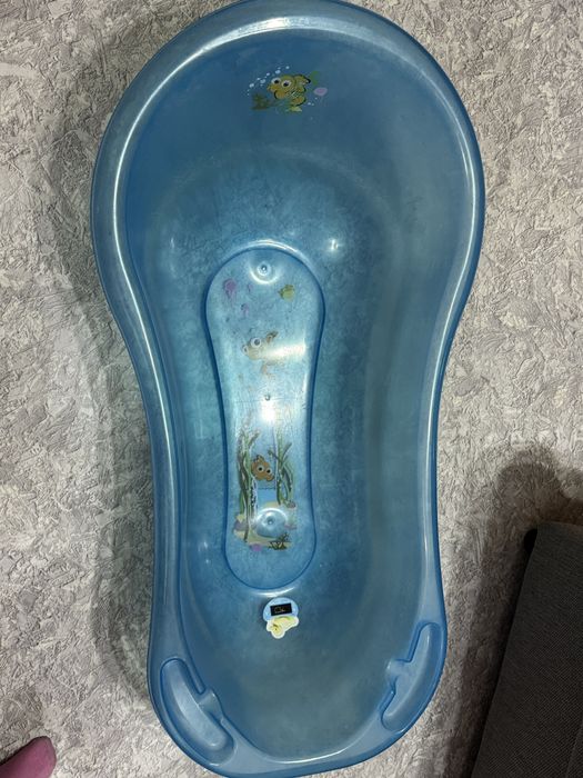 Отдам даром ванночку для малышей