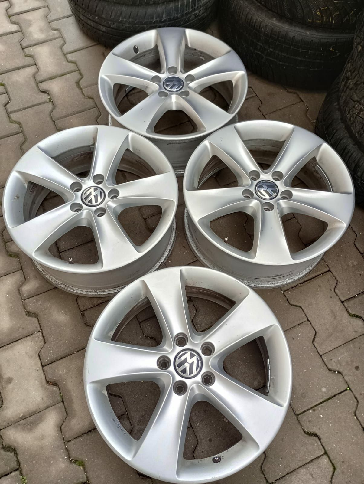 4jante5x112 R17originale w passat cc b7.b8 golf 5.6.7.plus.turan.tigua