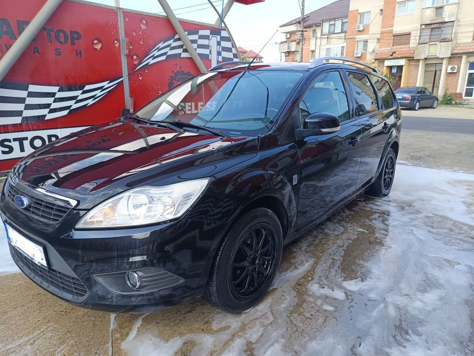 Ford Focus inmatriculat 2010 benzina-1.8, 200.000 km REAli!
