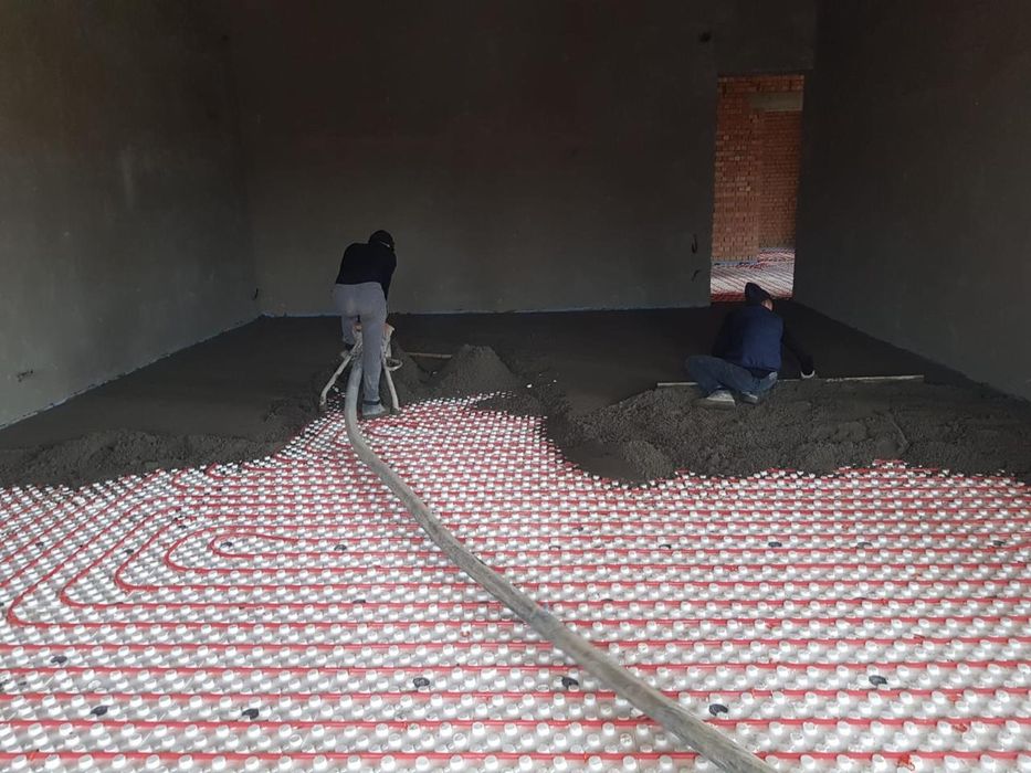 Полусухая стяжка пола за один день