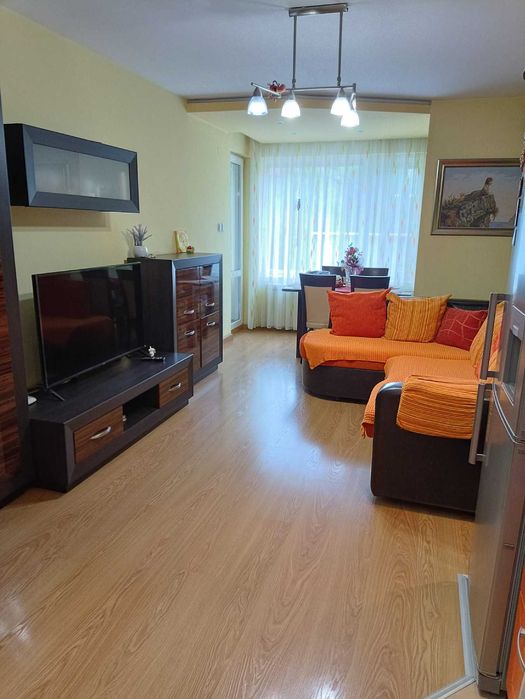 Дава се под наем Двустаен апартамент в Стара Загора, МБАЛ Иван Рилски - 72 кв.м за 306 € - Снимка #1