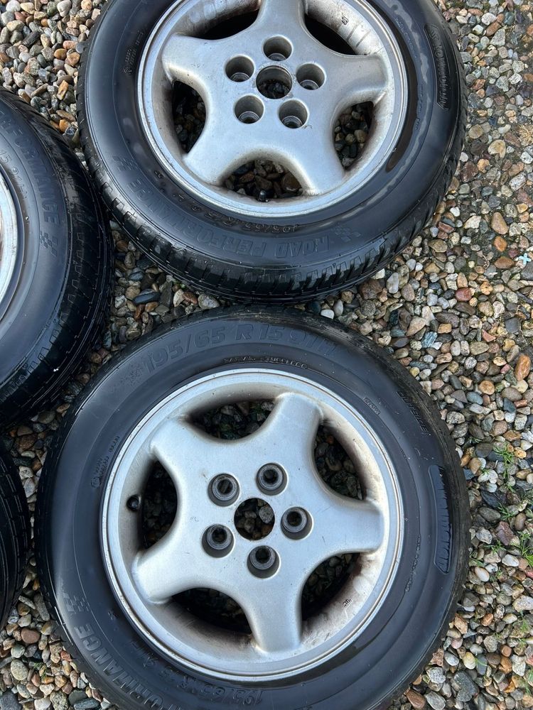 Set Jante aliaj  R15 cu anvelope VARĂ  195/65/r15