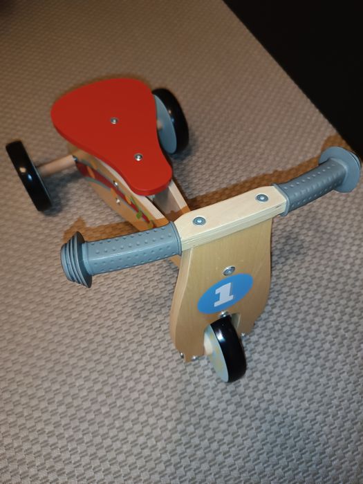 Дървено колело с 3 гуми