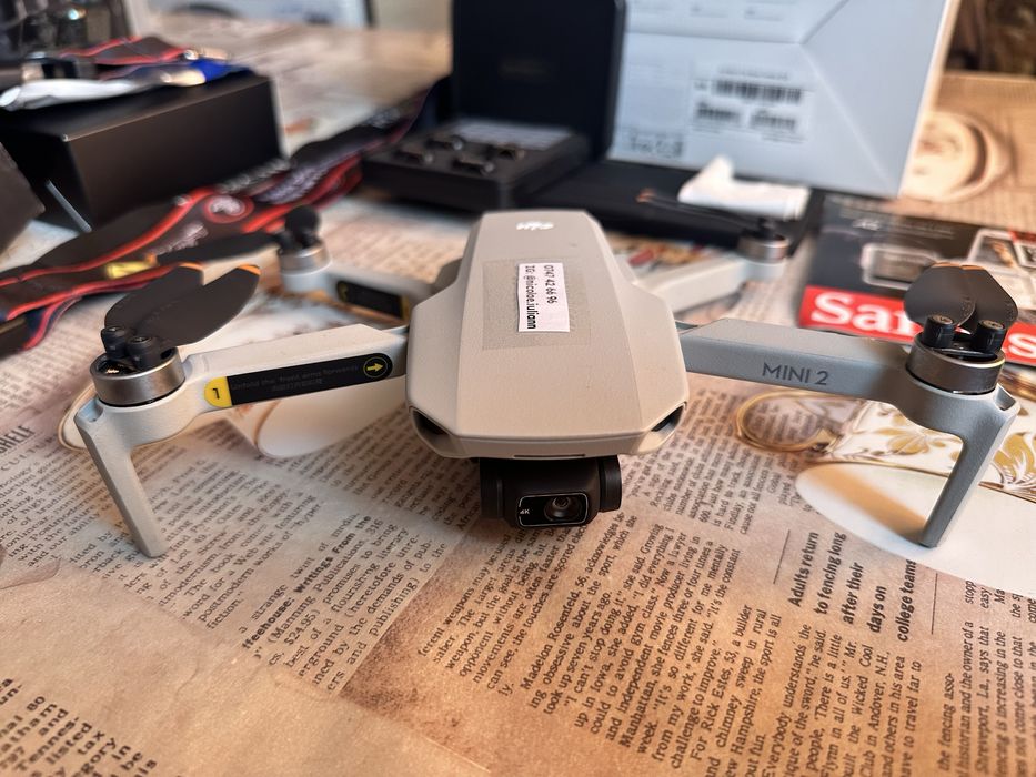 Drona dji mini2 fly more combo filmare 4k