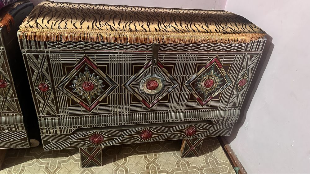 Сандык сатылады. 2 улкен 1 кишкентай