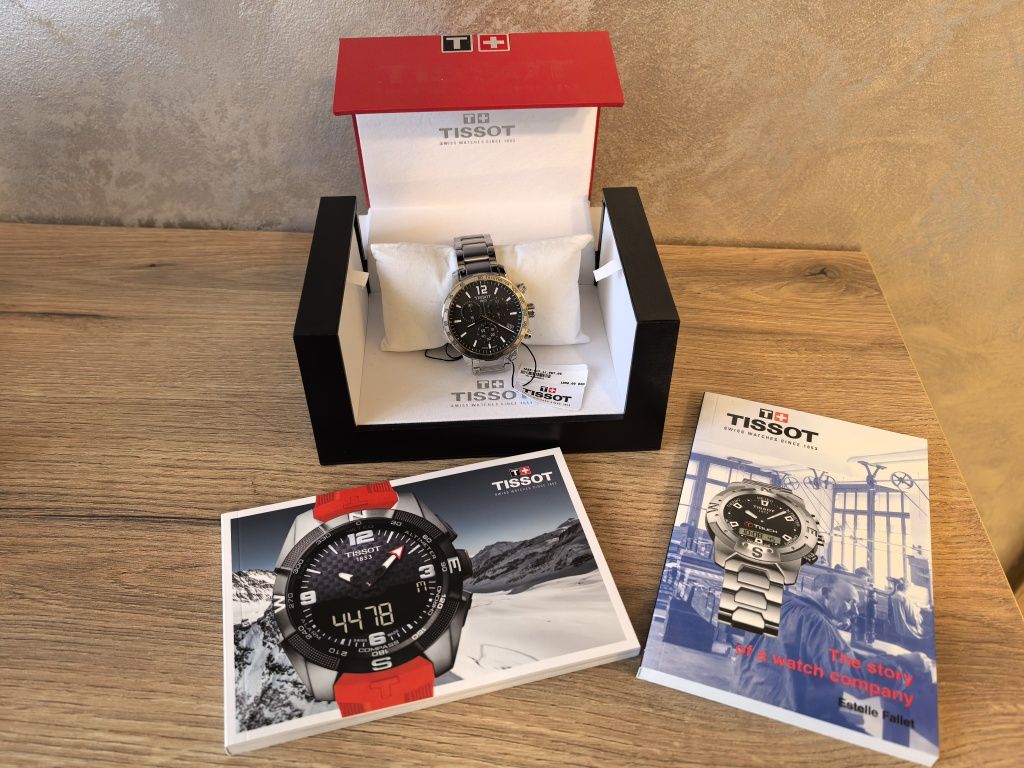 Безупречен за подарък, Tissot с хронограф, без драскотина!