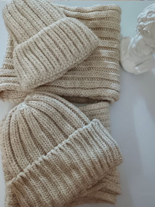 Продам комплект шапка снуд