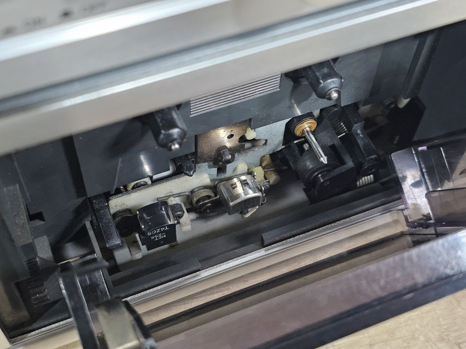 Linie audio TOSHIBA deck pc-g22, amplificator sb-m22, tuner st-u22