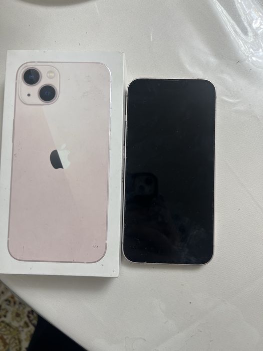 Продам айфон 13