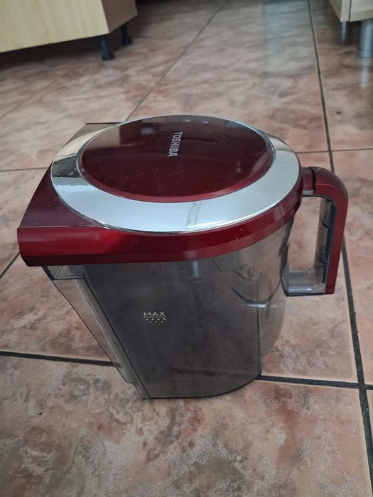aspirator toshiba vcblo70c(r) cu canistra - 700 w