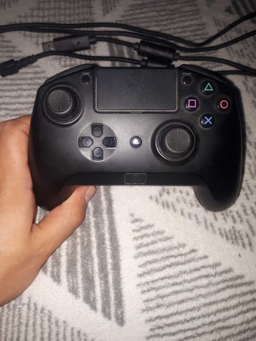 Controller RAZER Raiju Tournament Edition pentru Playstation 4