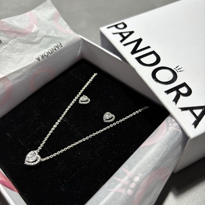 Set cercei si lant din argint Pandora cu piatra alba in forma de inima