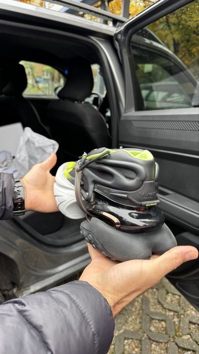 Adidasi Balmain original acte