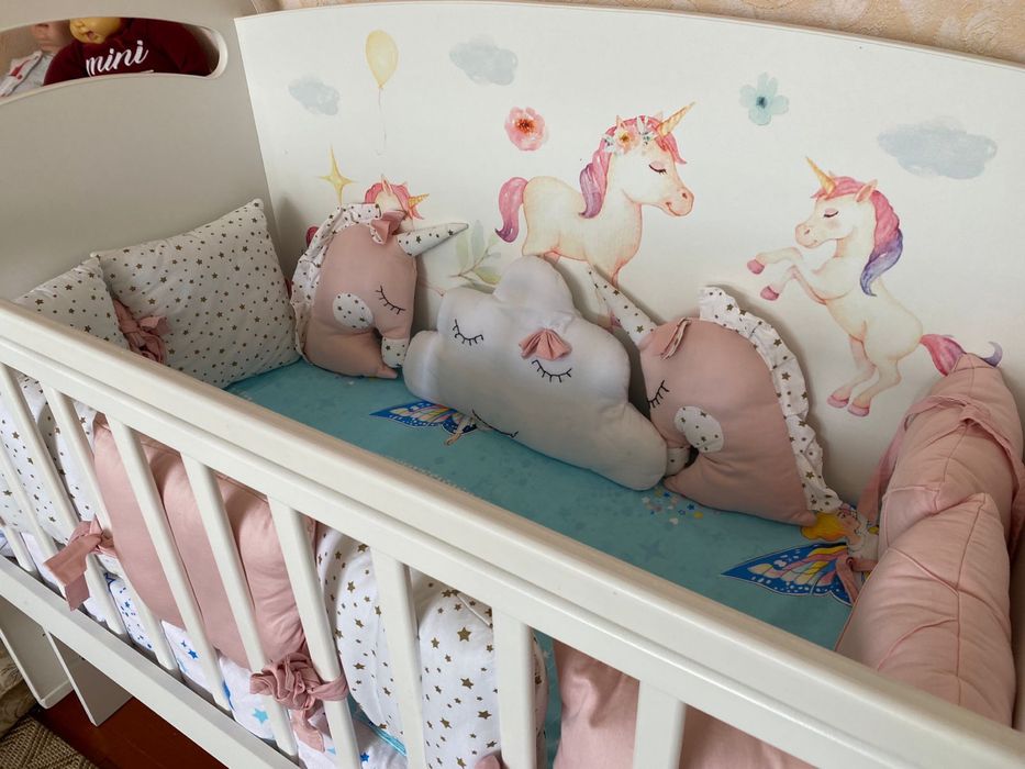 Продам детскую кроватку