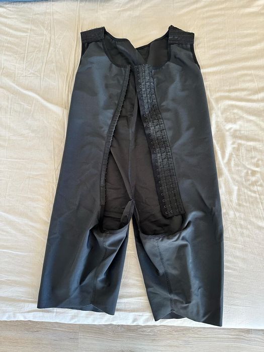 Медицински стягащ корсет