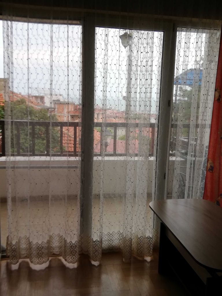 Дава се под наем Етаж от къща в Созопол - 150 кв.м за 147.9 € - Снимка #2
