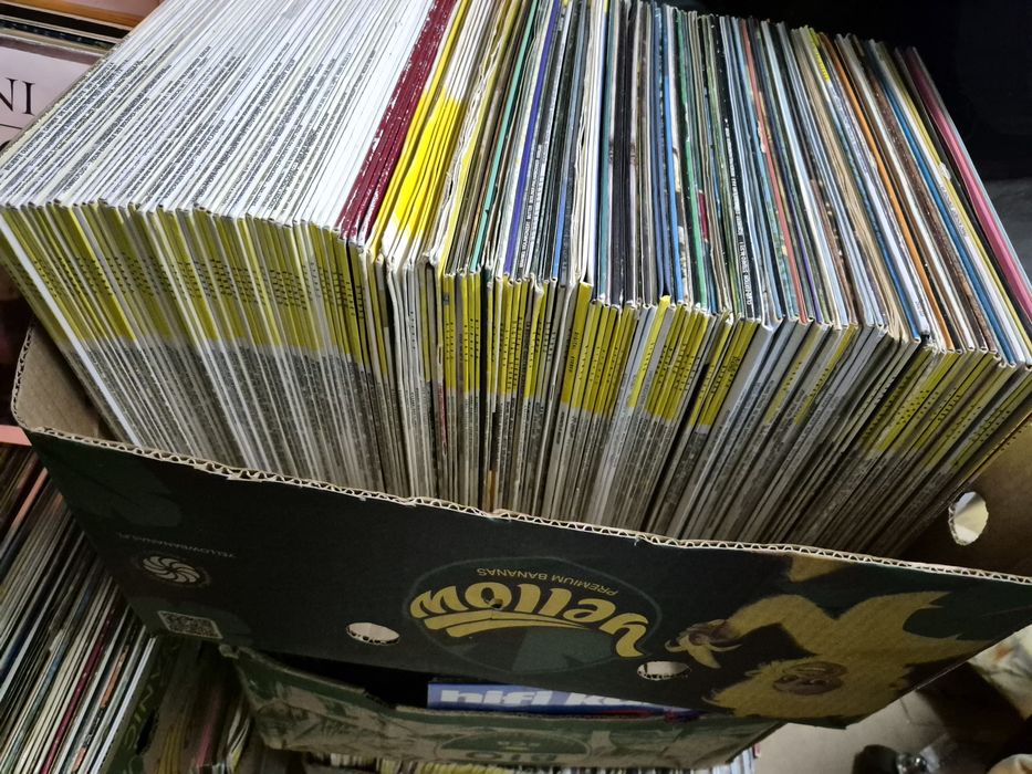 Vând Lot 150lp Discuri Vinil cu muzică clasică mixta 

Artiști:

- Fra