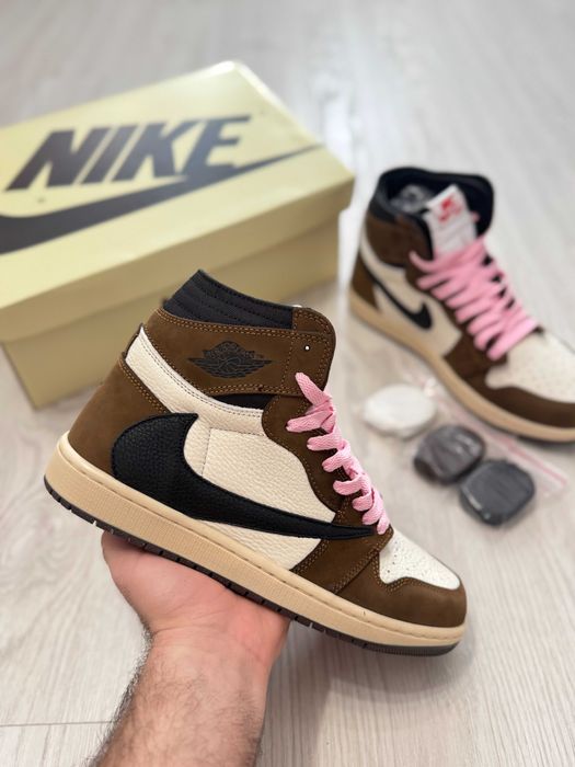 Adidasi Jordan 1 x Travis Scott Air High / Mocha