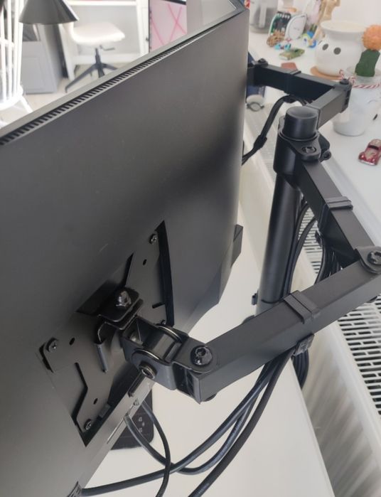 Suport Monitoare Birou 13 - 27 Inch Suport Birou Monitoare 13-27 Inch