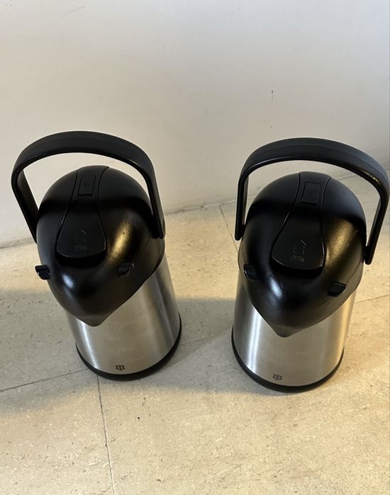 Termos cu pompă 1.9 litri inox păstrează cald sau rece
