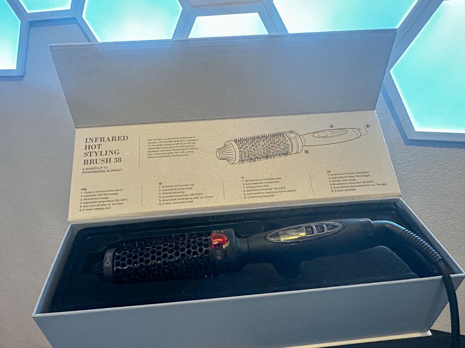 Perie încălzită Cera Professional – Infrared Hot Styling Brush 38 mm