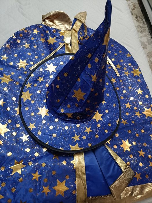 Продам костюмы на новый год