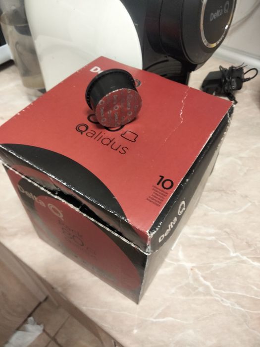 Vând expresor cafea DeltaQ