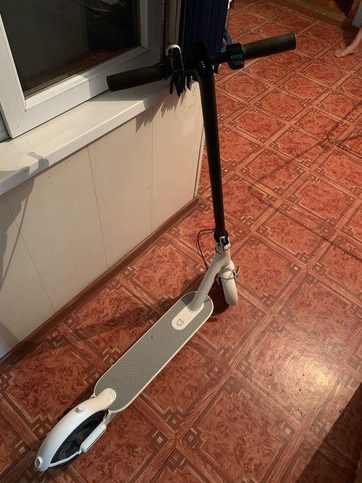 Электра сомакат Xiaomi M365