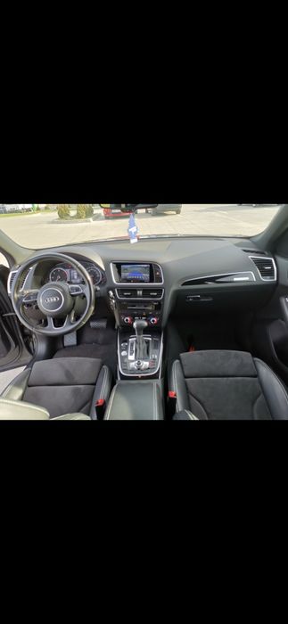 Vand Audi Q5 quattro  S line...