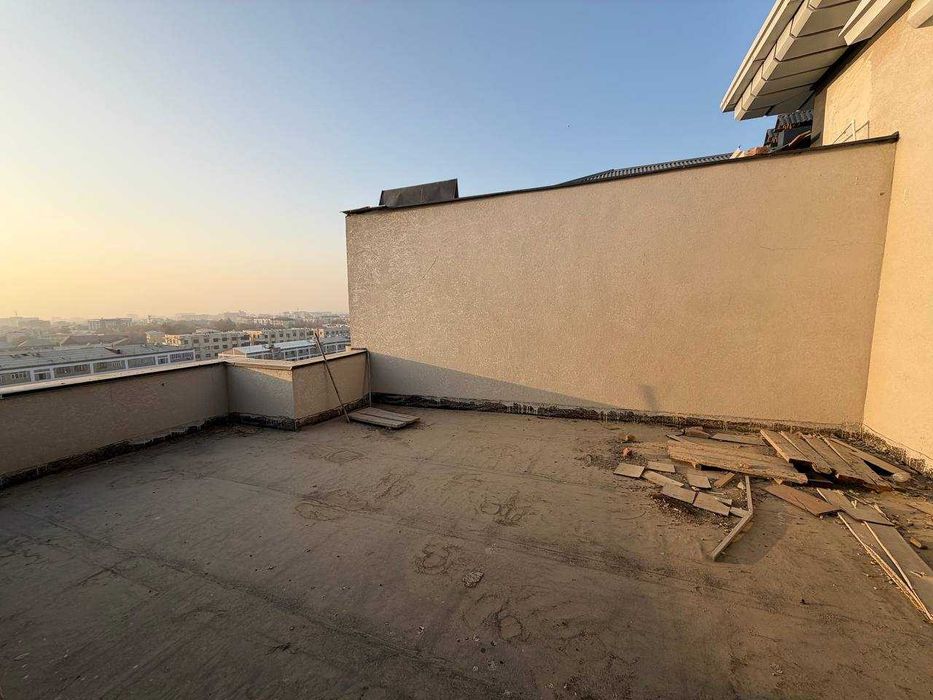 Продаётся 2х комн квартира на 8 этаже Ор-р  Теракзор