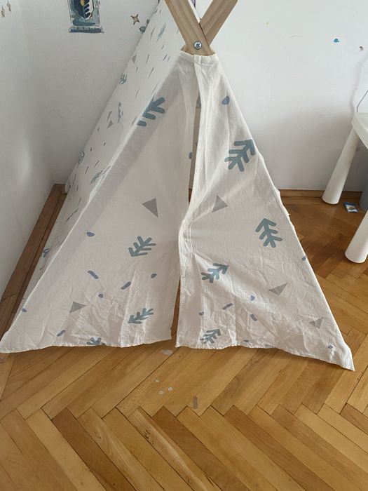 Cort casuta de jucarie