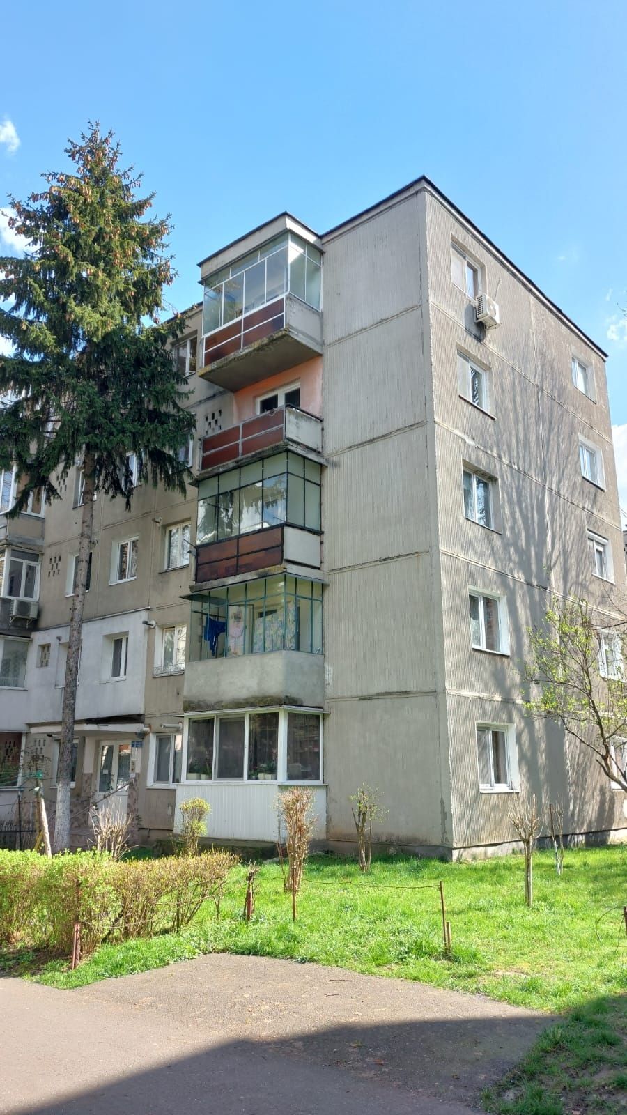 Apartament 2 camere, Dambu Pietros