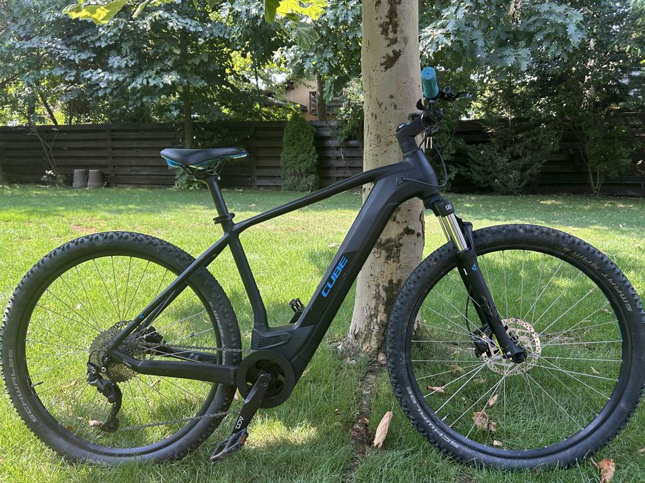 Bicicleta electrifa Cube reaction hybrid 500