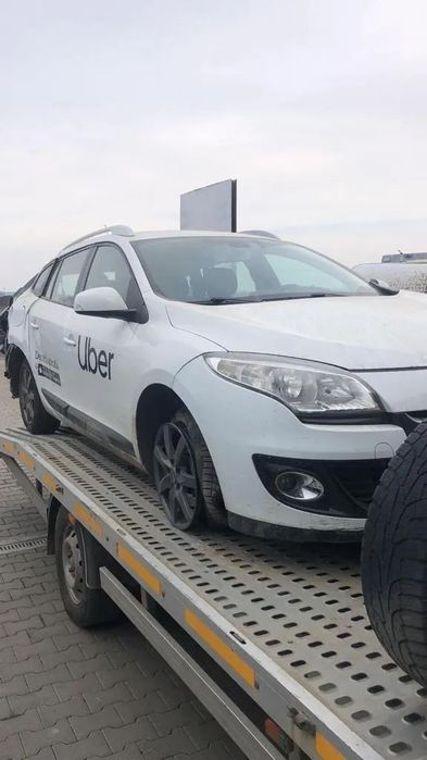 Dezmembram Renault Megane 3 1.5 DCI an fabr. 2014