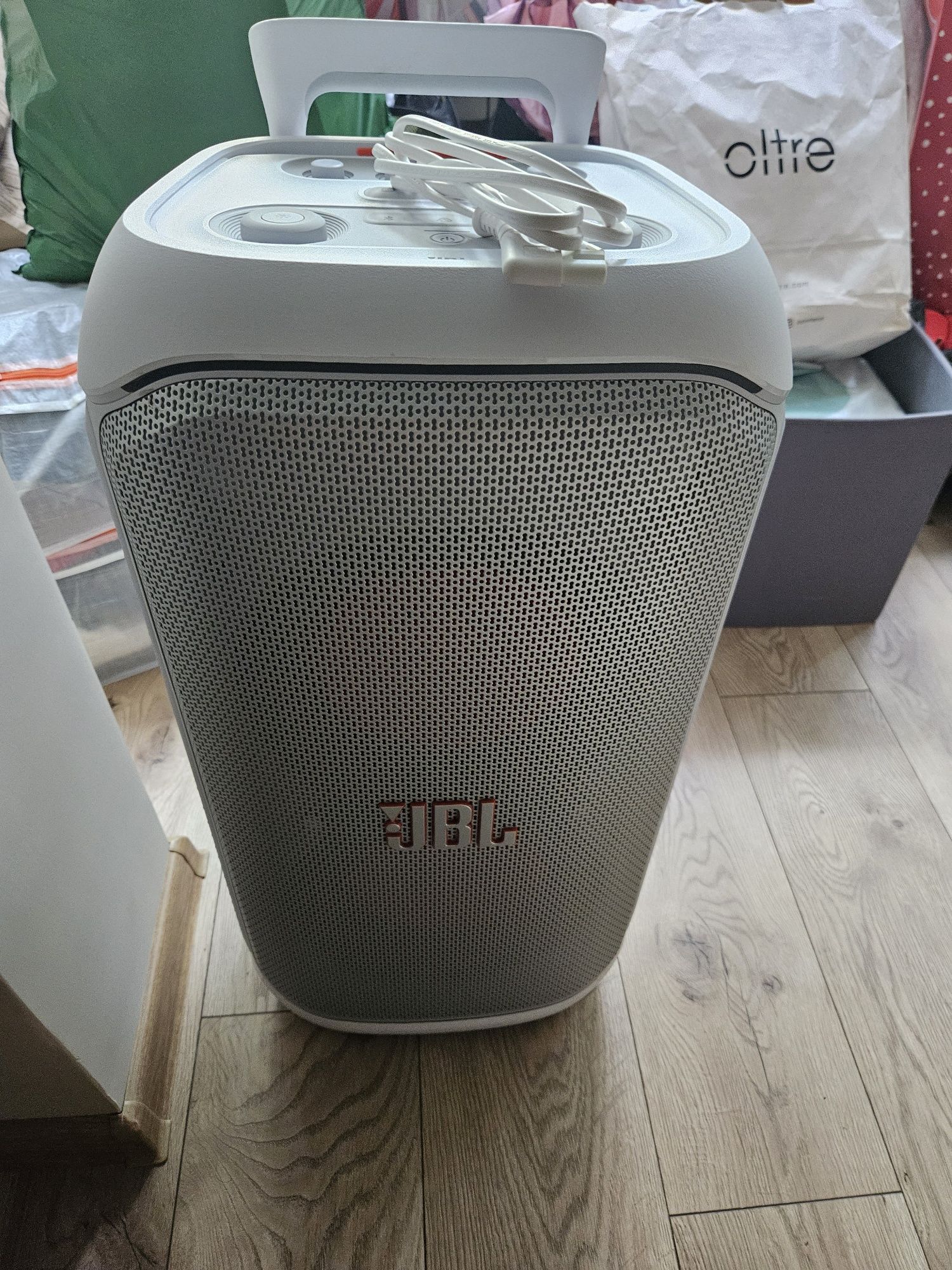 Jbl Party box 320 чисто нова 24 м гаранция