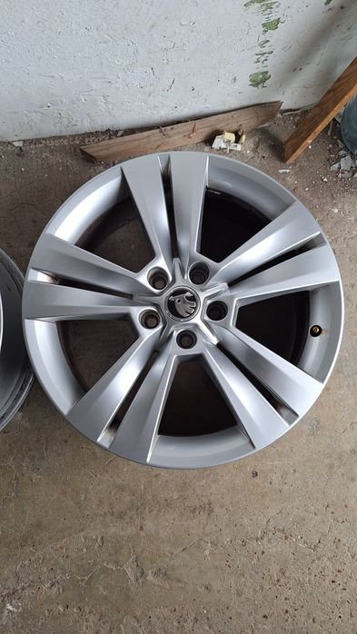 Jante Skoda Karoq Kodiaq R18