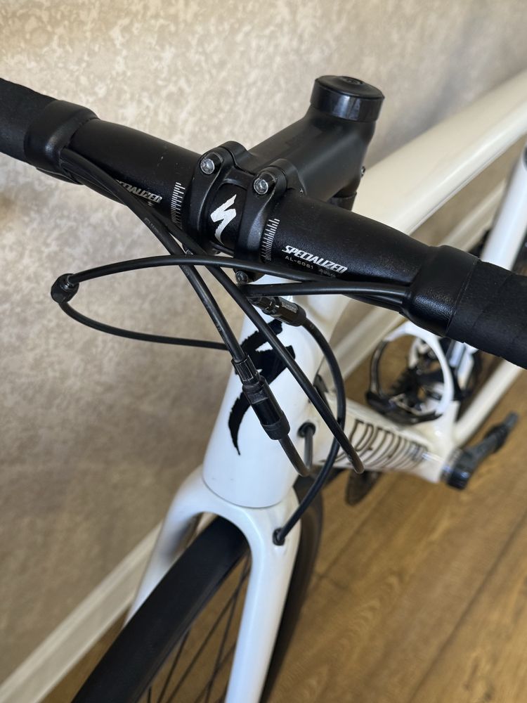 Шоссейный велосипед, Specialized Tarmak sl 6
