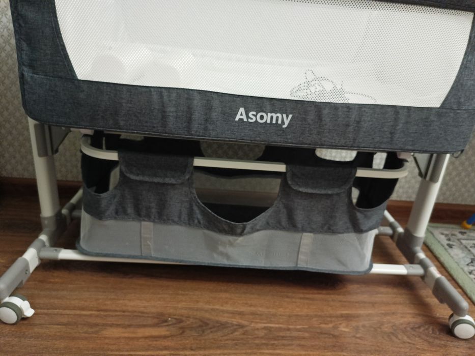 Детская кроватка небольшая