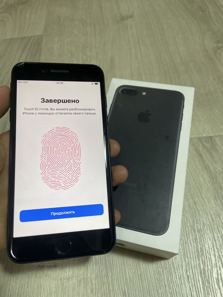 Айфон 7+ идеальном состоянии