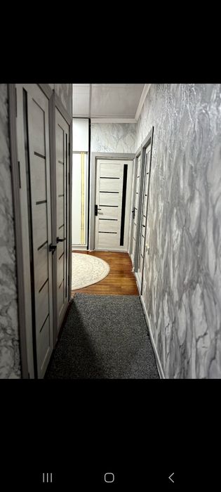 продается 3х комнатная квартира 10микраройон 10микрорайон