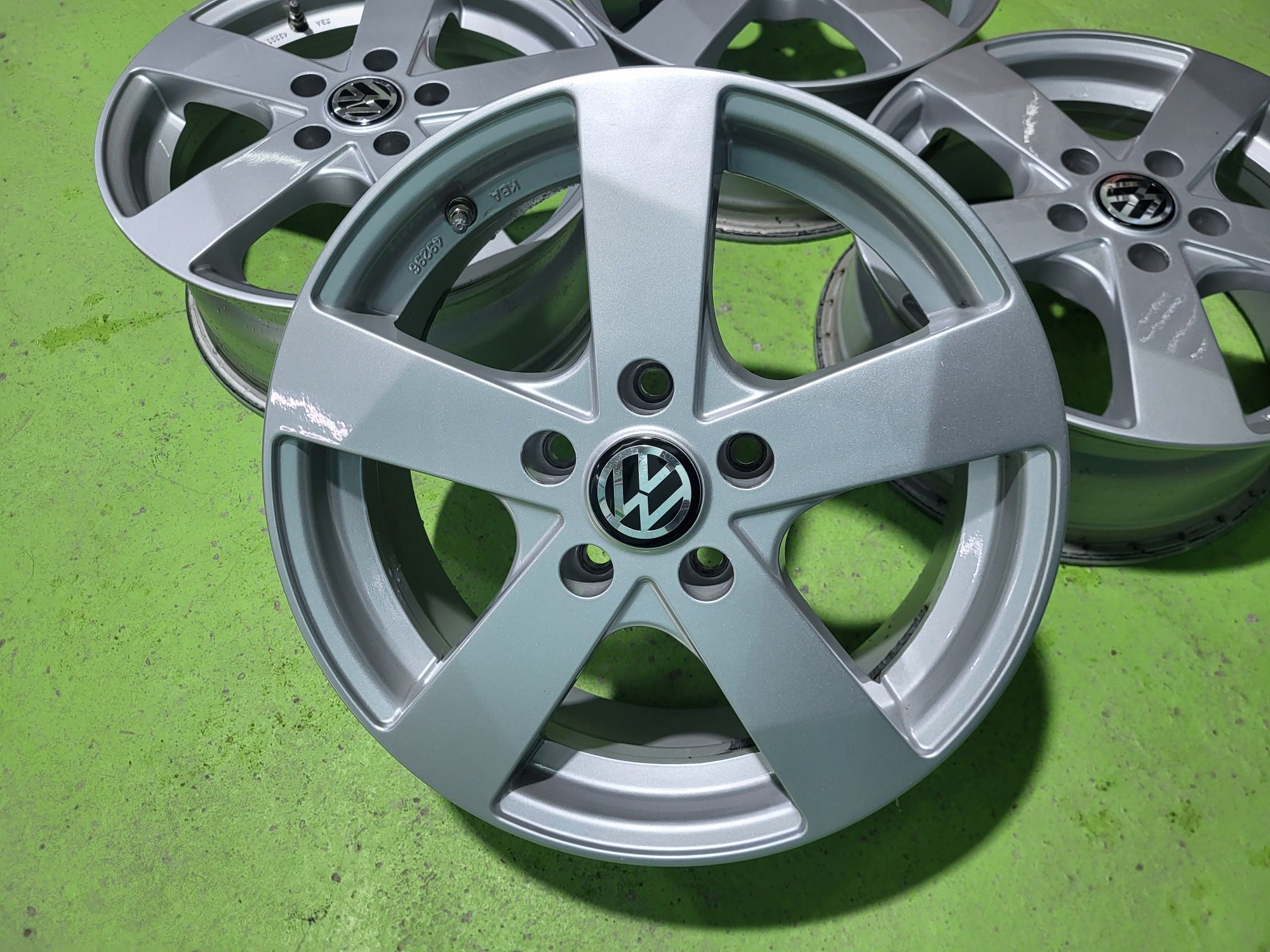 16 5x112 Vw Touran Caddy Golf audi A3 Skoda 5х112