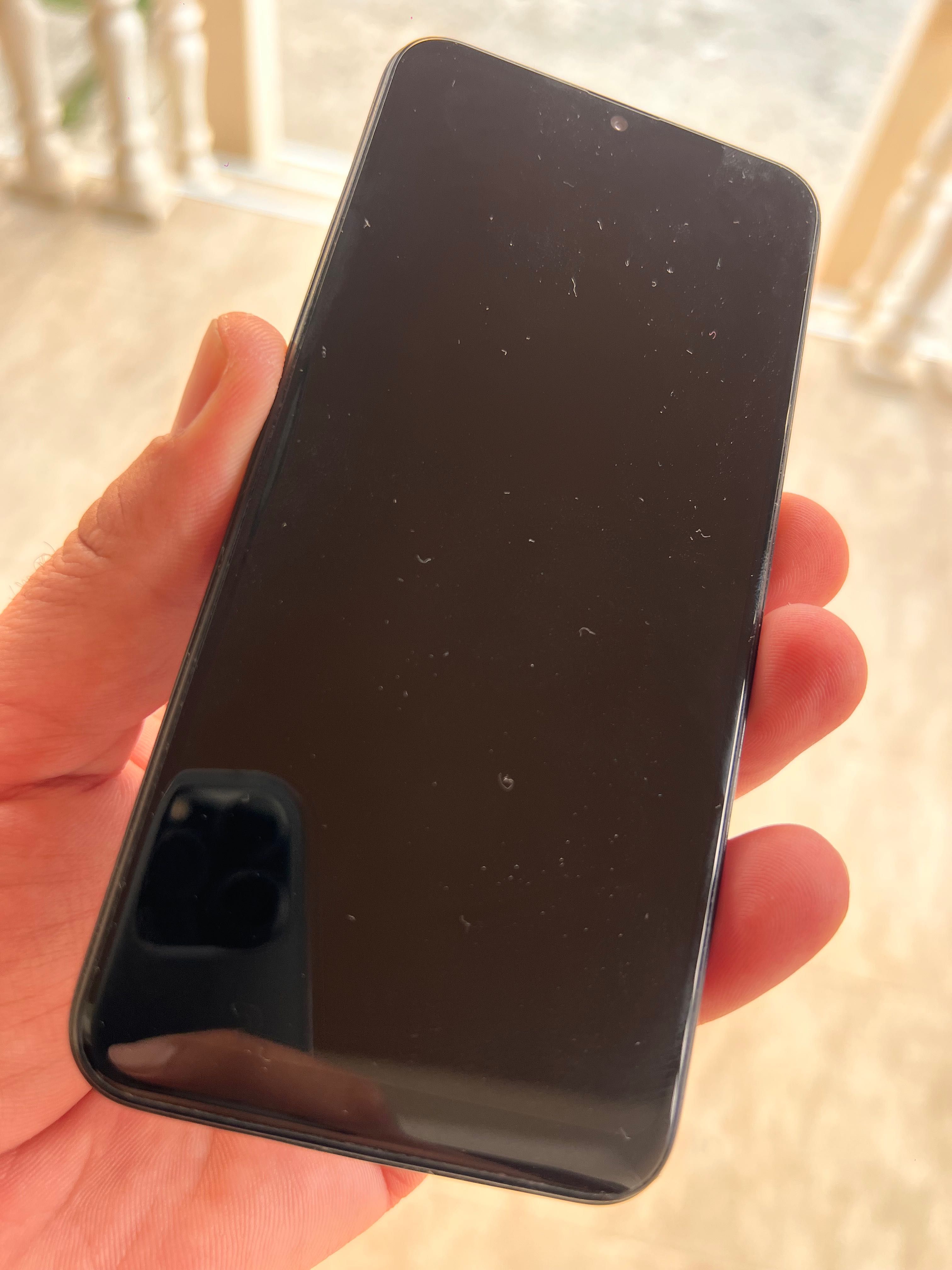 Samsung A20e като нов