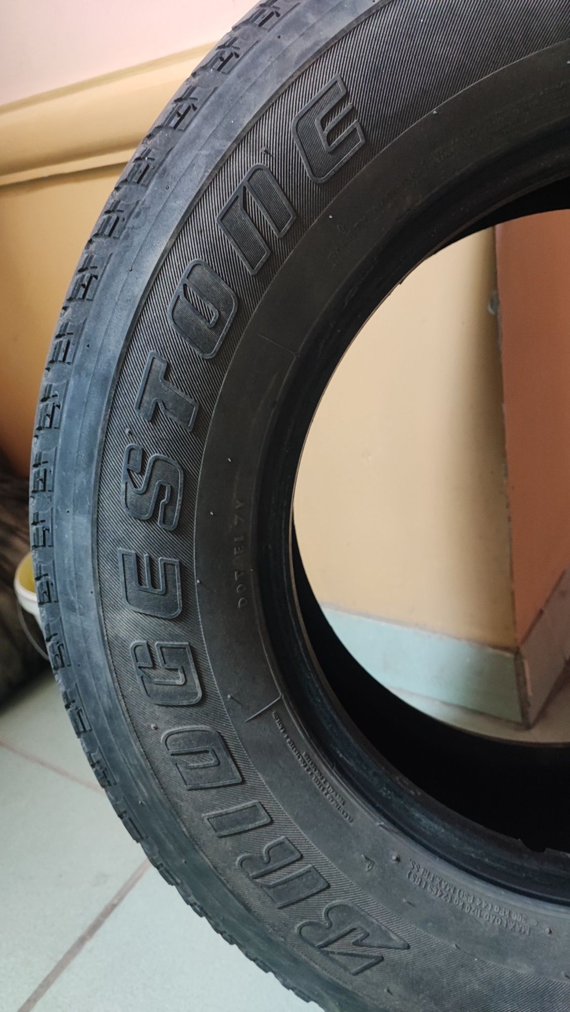 Продам шины всесезонные Bridgestone dueler